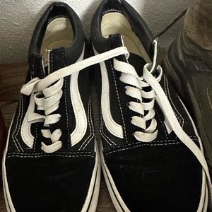 Women’s 7 Vans Originals